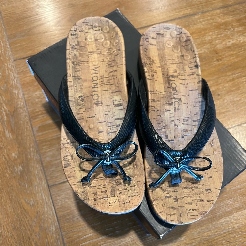 Vionic sandals